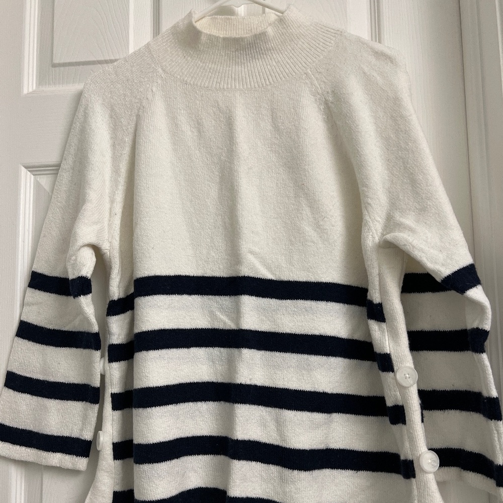 Mock neck spring sweater